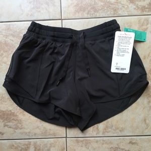 NWT Lululemon Hotty Hot Shorts LONG Original Fit
